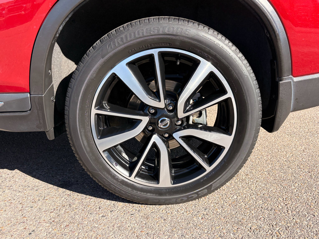Used 2020 Nissan Rogue SL image 9