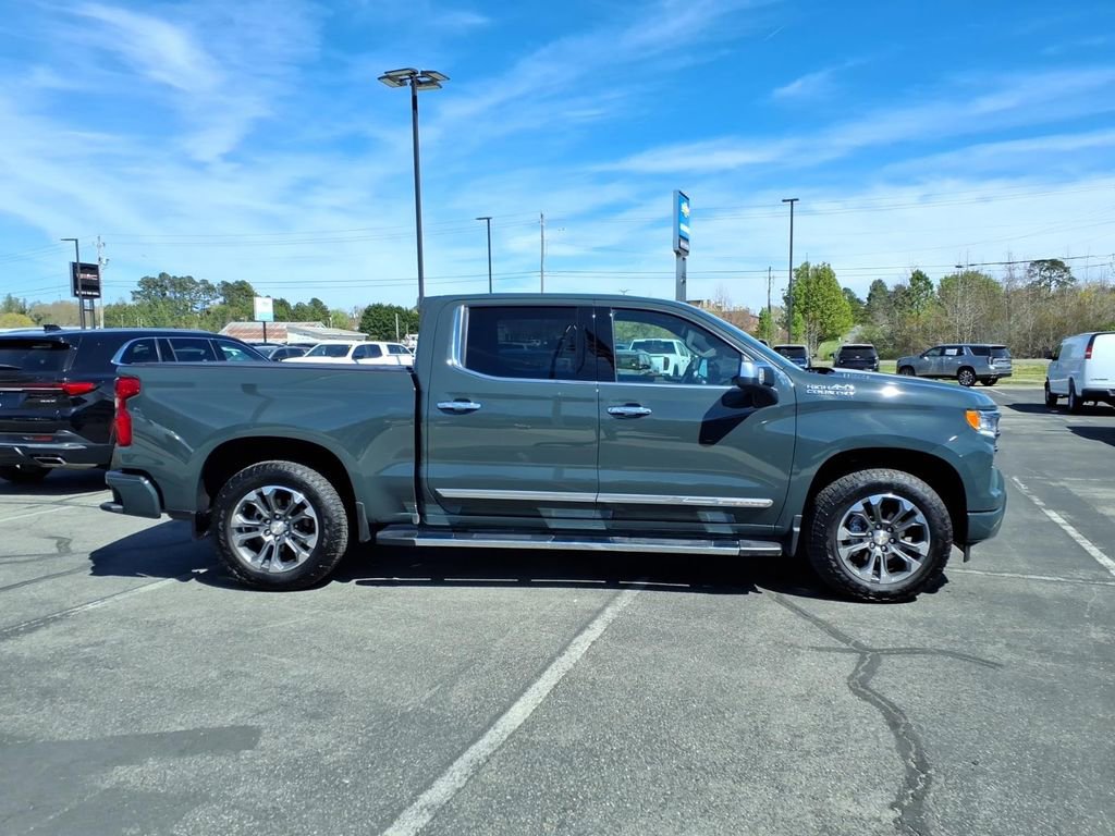 Used 2026 Chevrolet Silverado 1500 High Country w/ Technology Package image 4