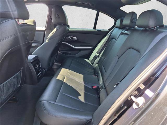 Used 2020 BMW 330i Sedan w/ Convenience Package RWD image 21