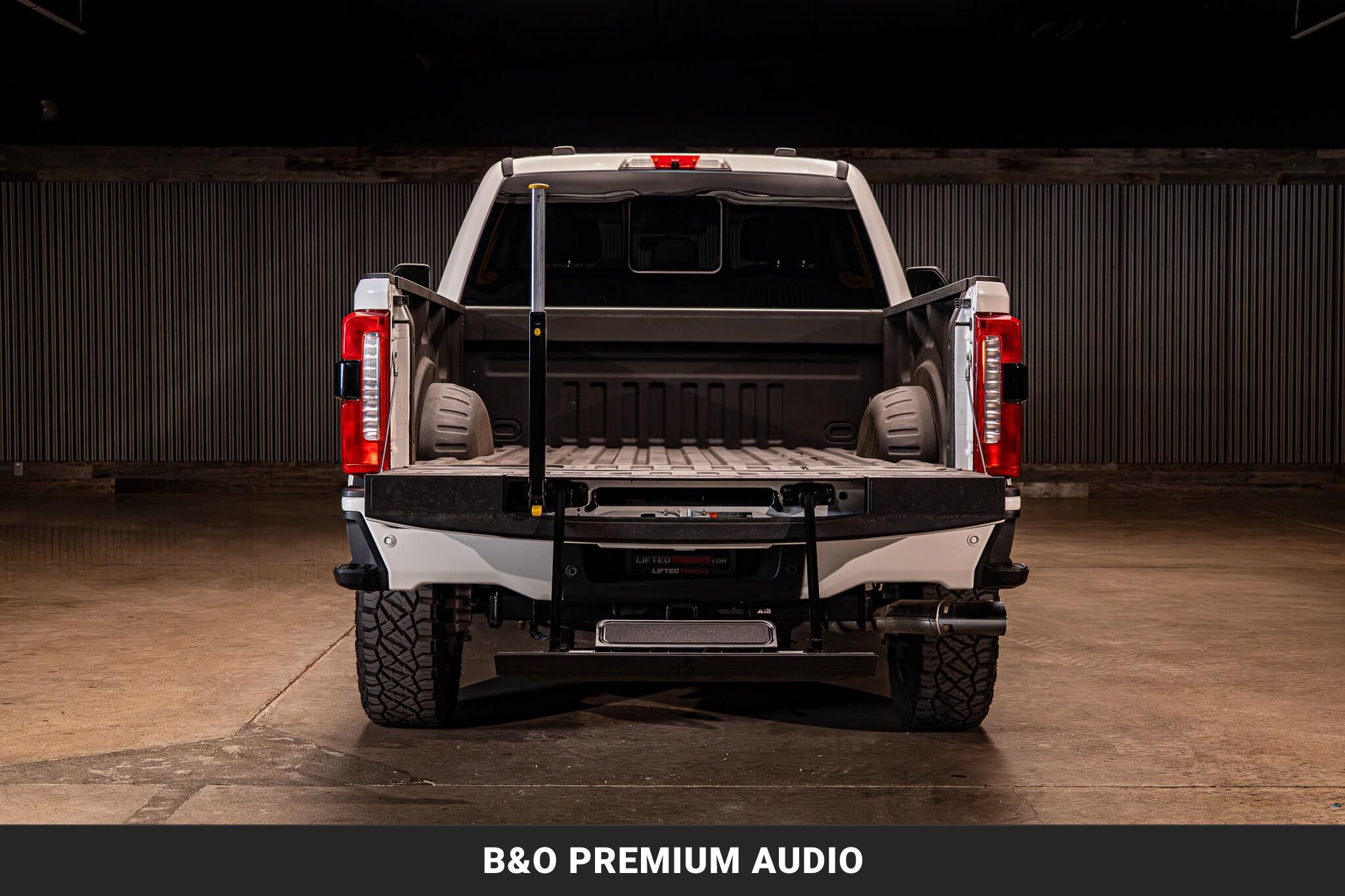 Used 2024 Ford F250 Lariat w/ Lariat Ultimate Package AWD/4WD image 8