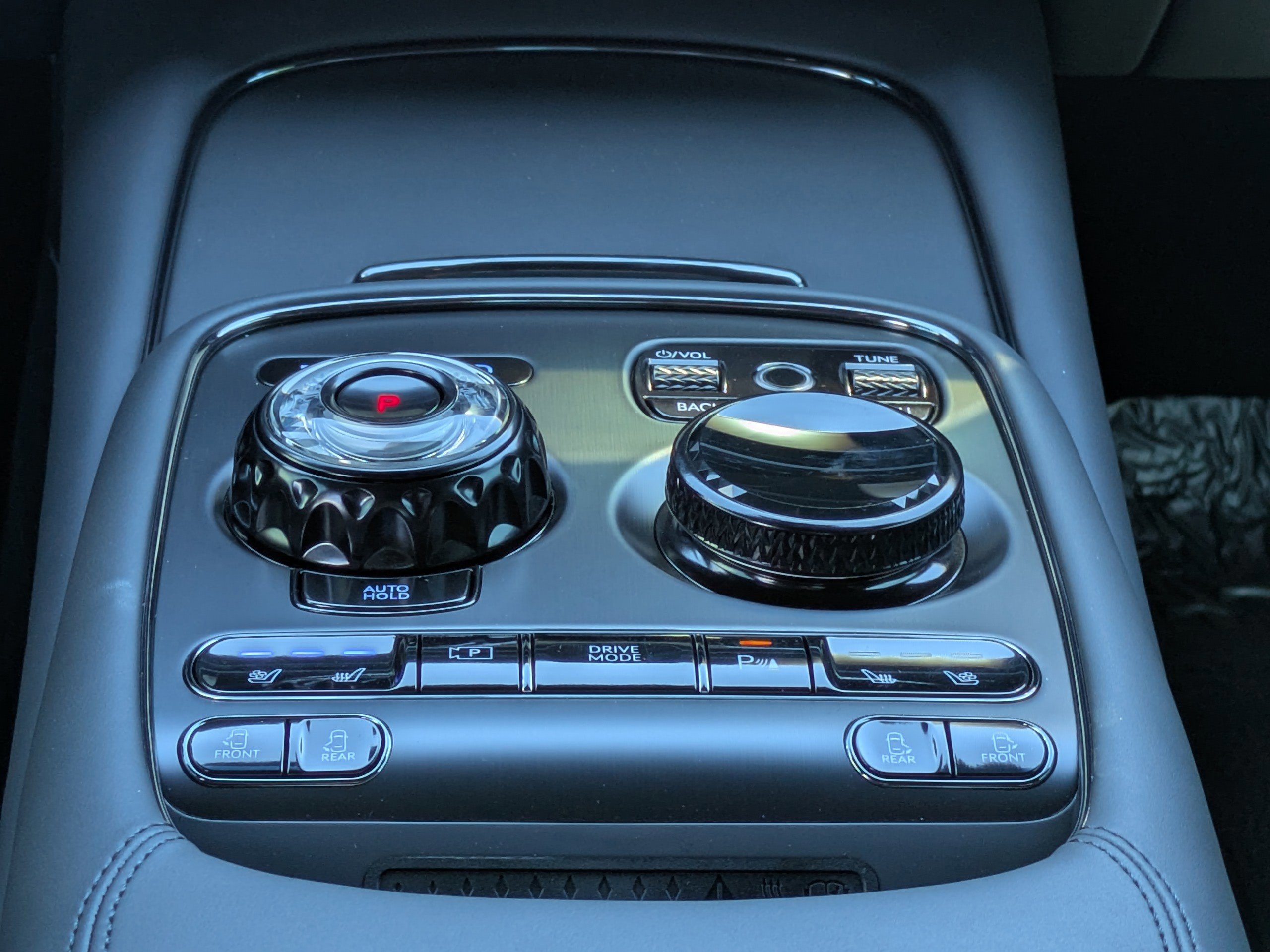 New 2026 Genesis G90 3.5T Prestige image 14