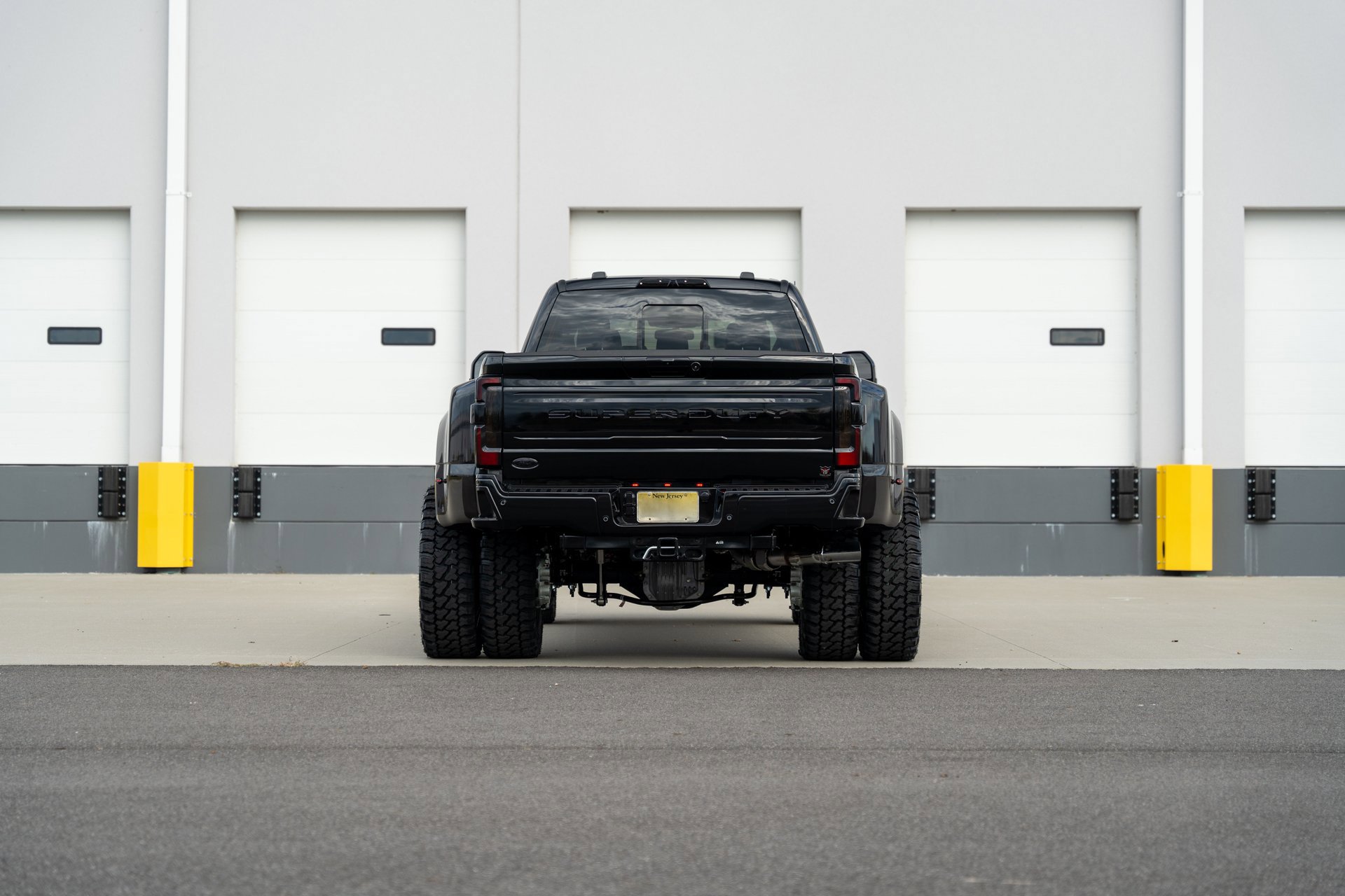 Used 2025 Ford F450 Platinum image 10