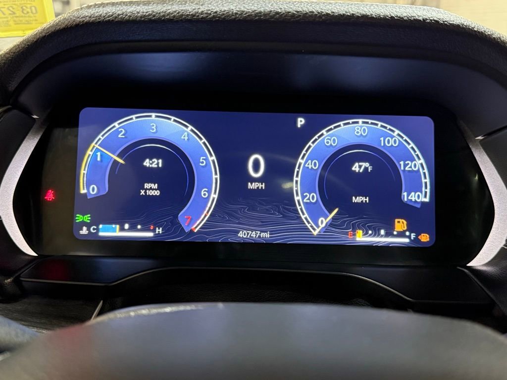 Used 2023 Jeep Grand Cherokee L Limited w/ Black Appearance Package image 23