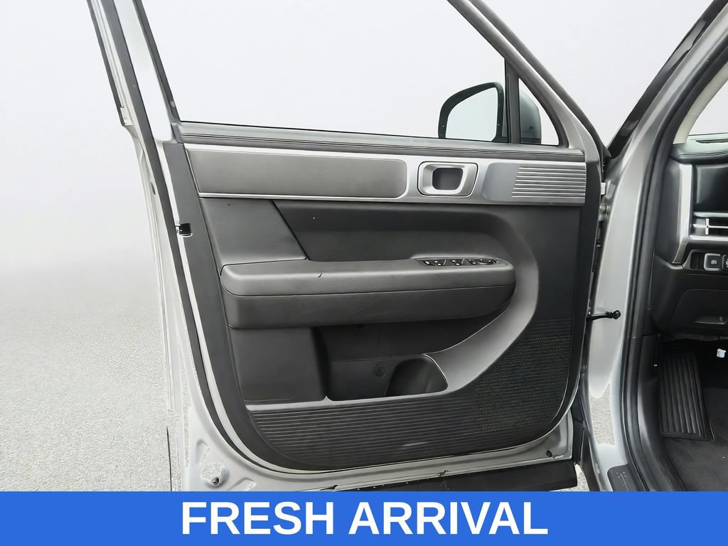Used 2024 Hyundai Santa Fe SE FWD image 17