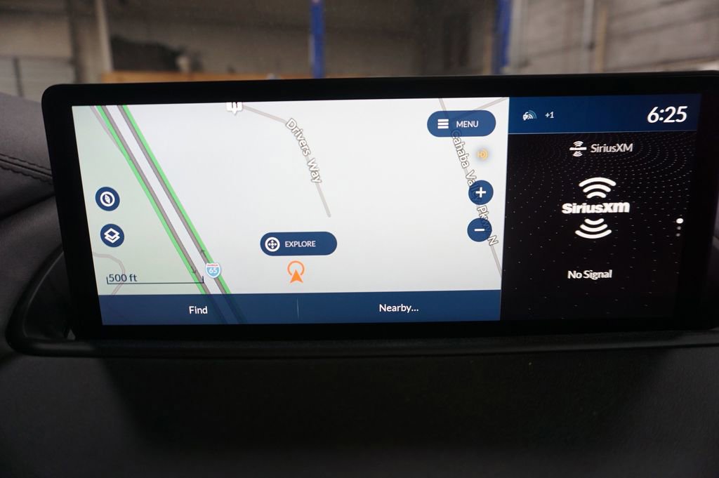 Used 2023 Acura MDX SH-AWD w/ Technology Package image 11