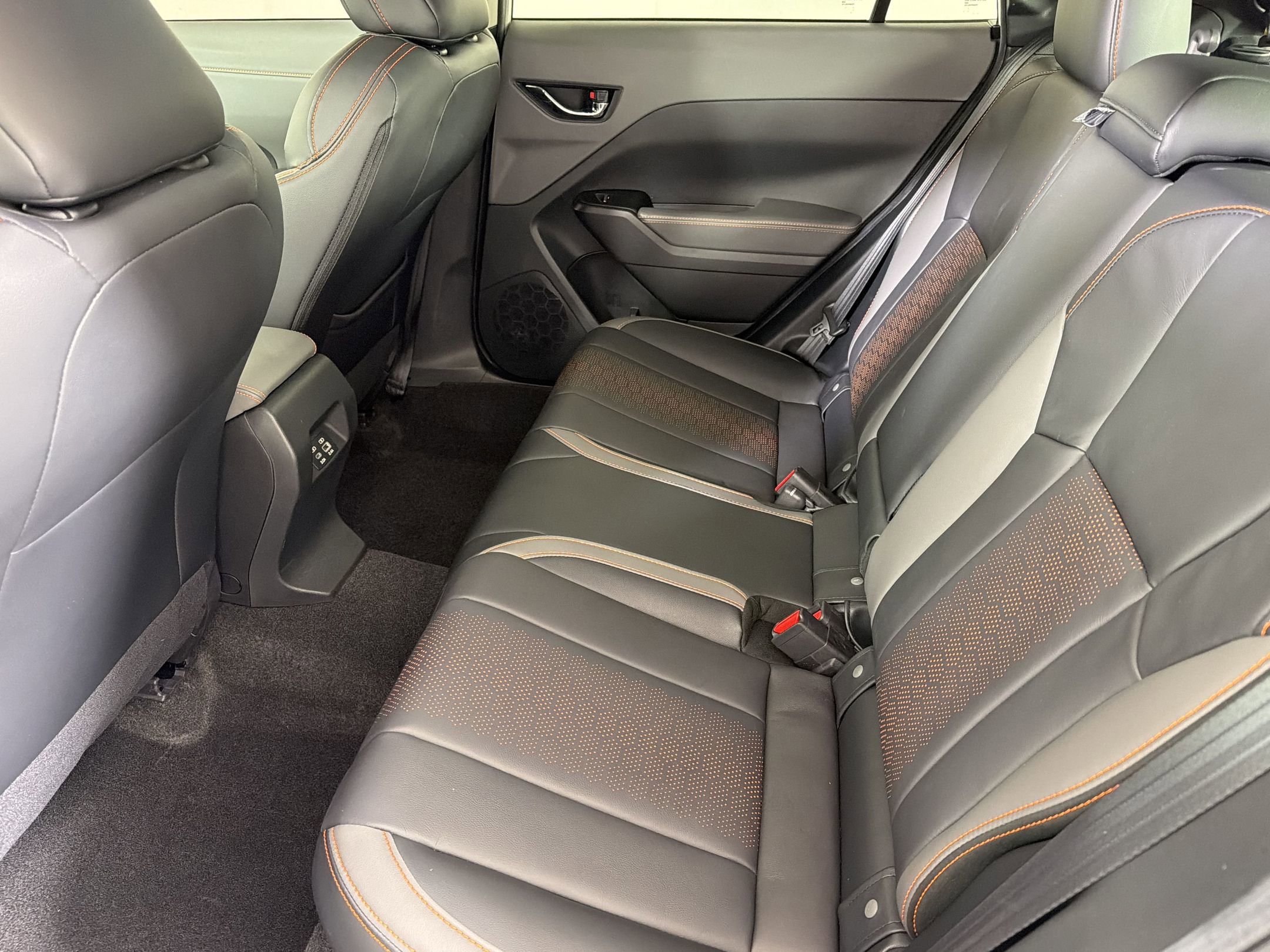 Used 2025 Subaru Crosstrek 2.5i Limited w/ Crosstrek Mirror Package AWD/4WD image 16