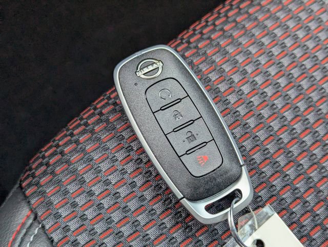 New 2026 Nissan Kicks SR w/ Cold Weather Package image 27