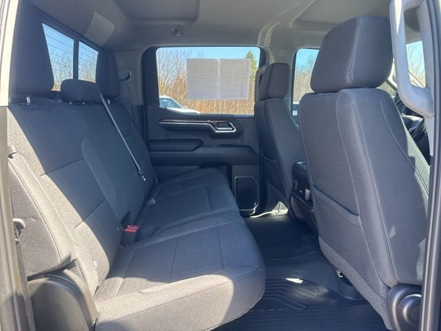 Used 2022 Chevrolet Silverado 1500 LT Trail Boss w/ Convenience Package II AWD/4WD image 33