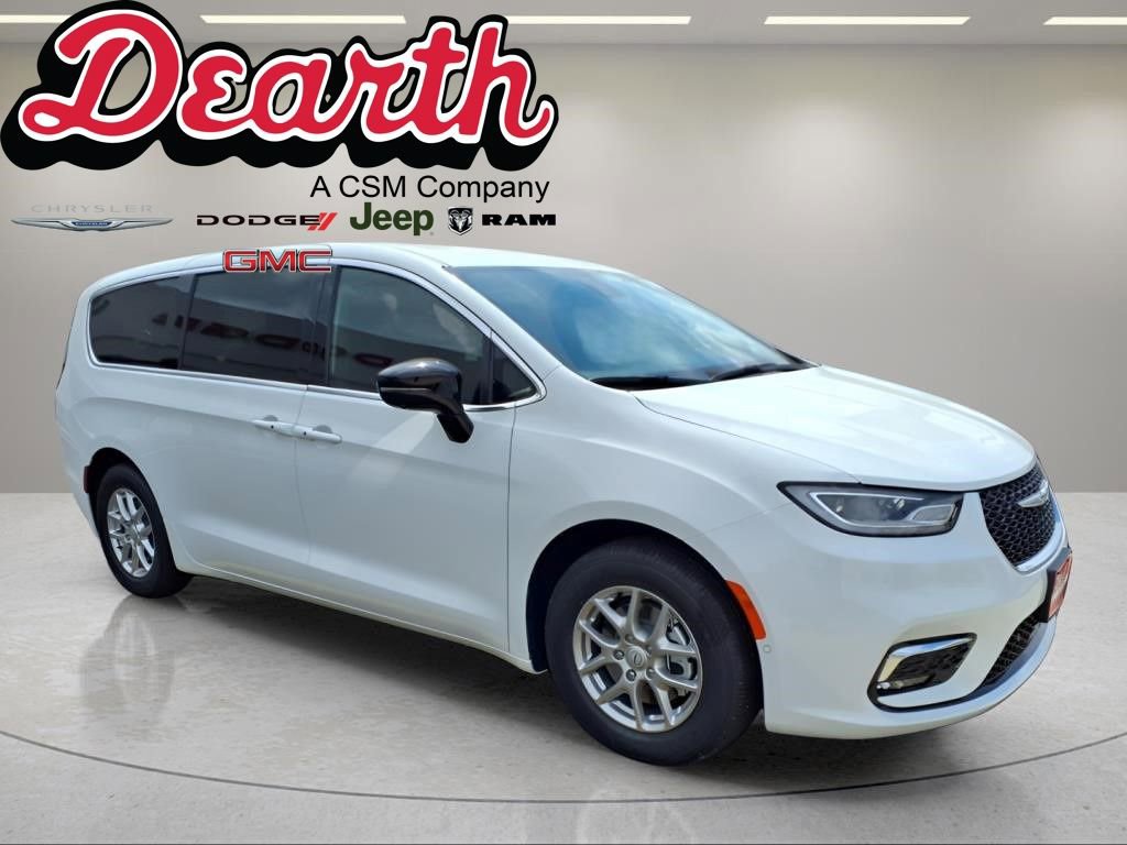 New 2025 Chrysler Pacifica Select FWD image 1