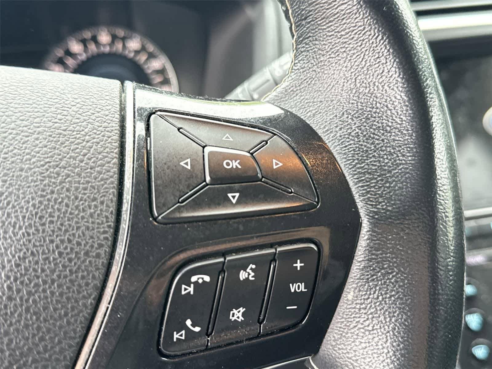 Used 2017 Ford Explorer Platinum AWD/4WD image 16
