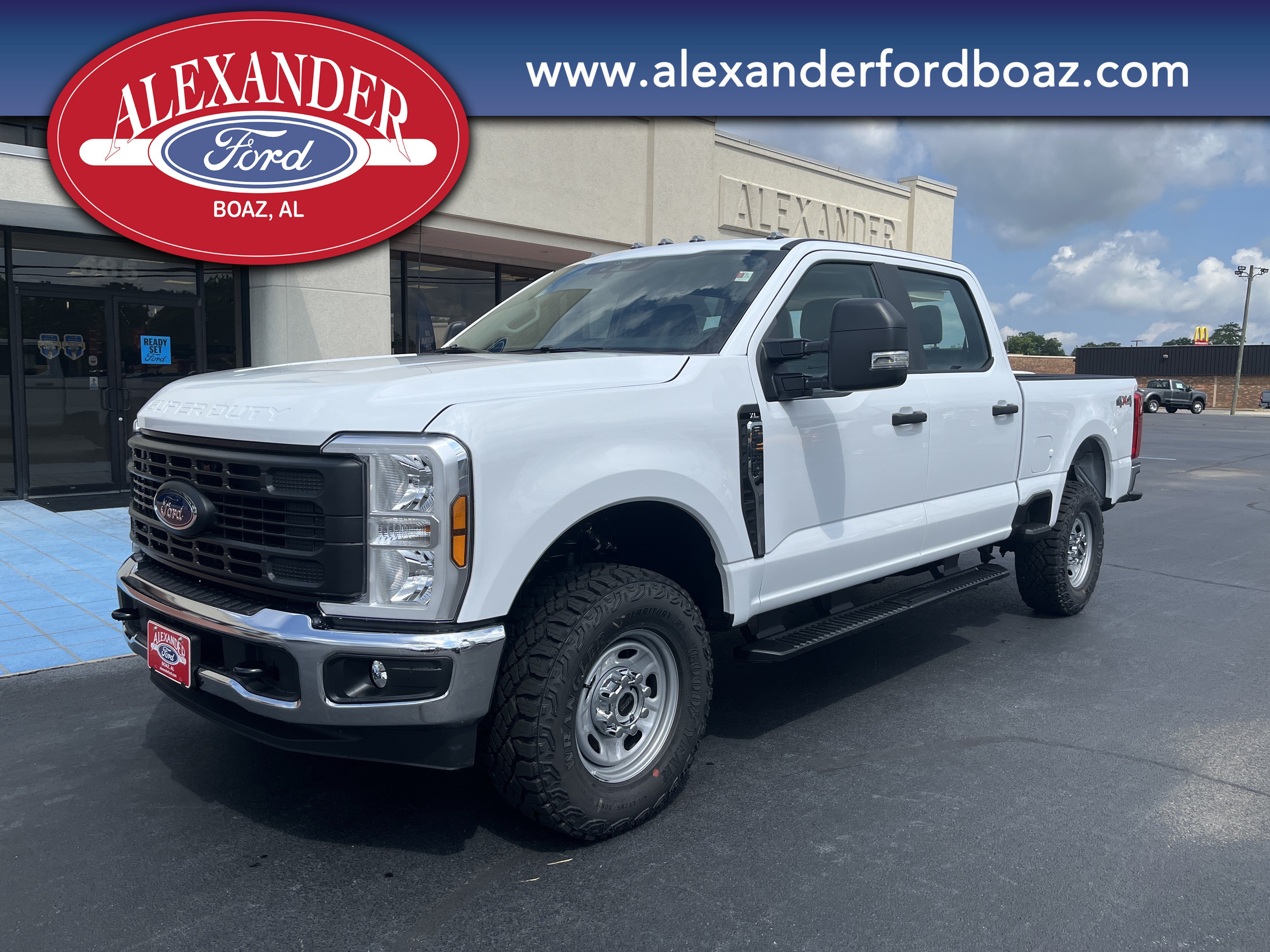 New 2026 Ford F250 XL w/ XL Off-Road Package