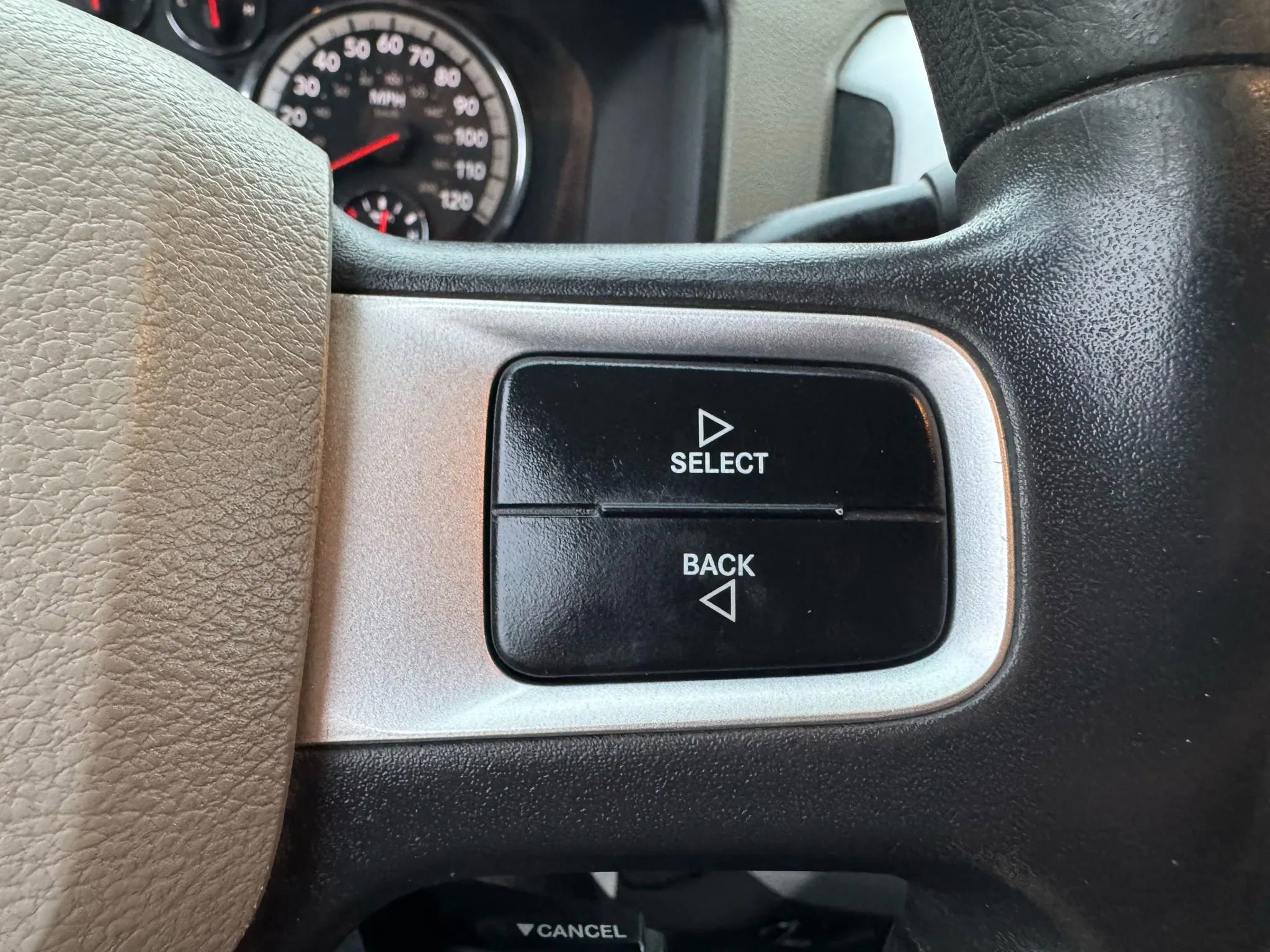 Used 2011 RAM 1500 Classic SLT image 16