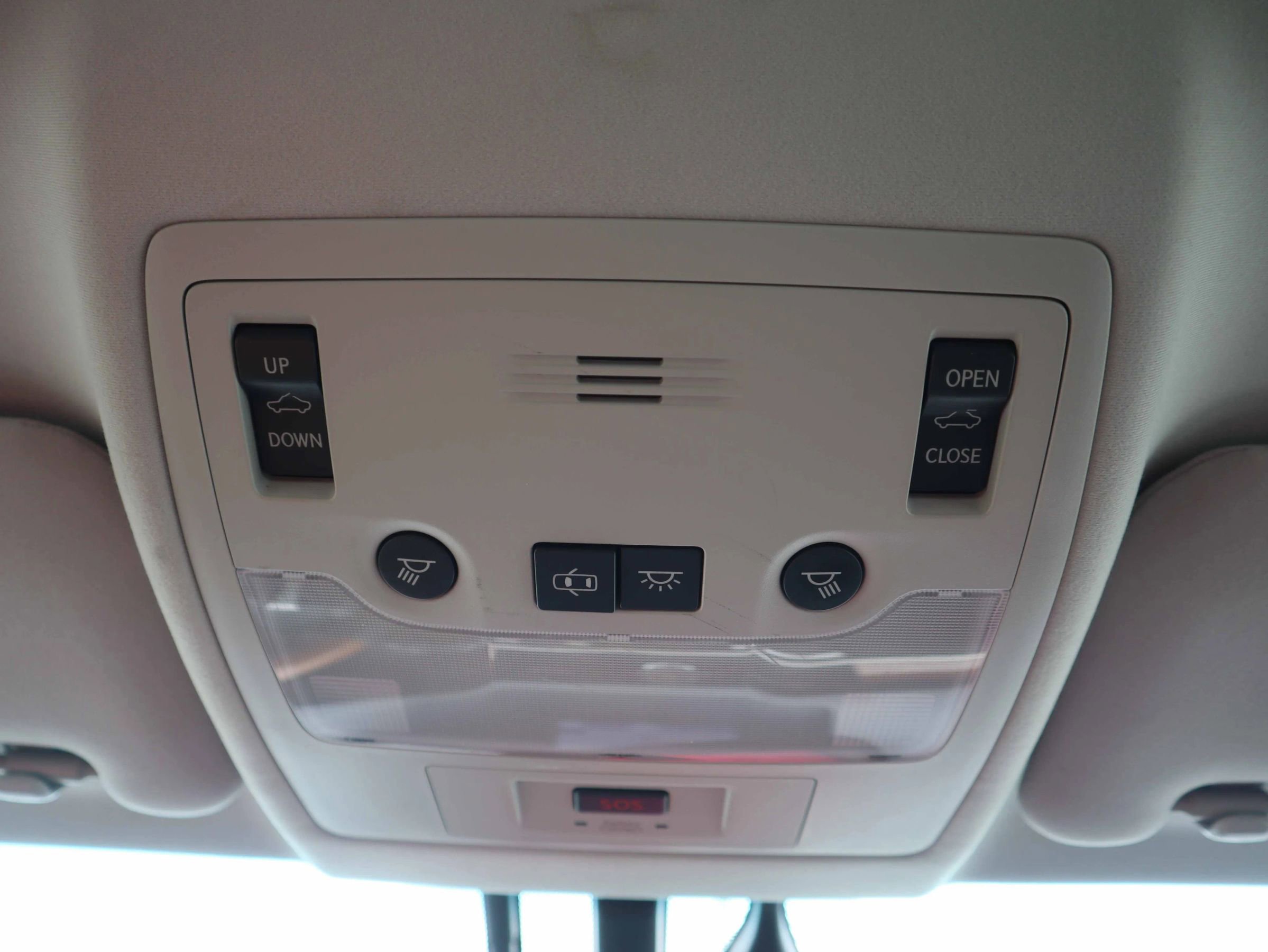 Used 2013 Lexus ES 300h w/ Luxury Pkg FWD image 23