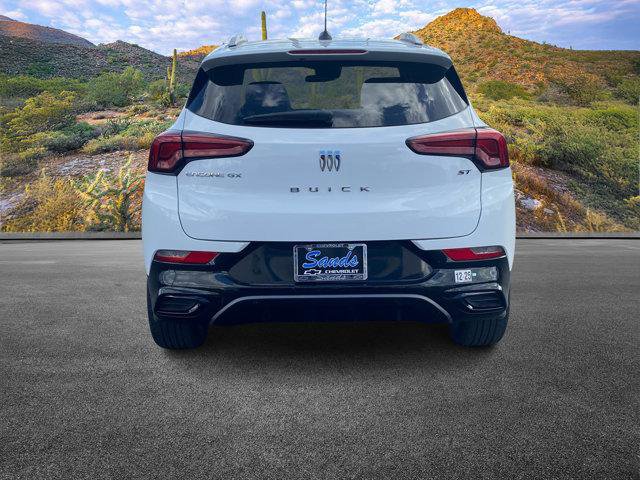 Used 2024 Buick Encore GX Sport Touring image 5
