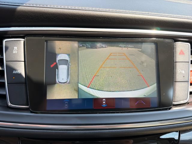 Used 2019 Buick Enclave Essence AWD/4WD image 21