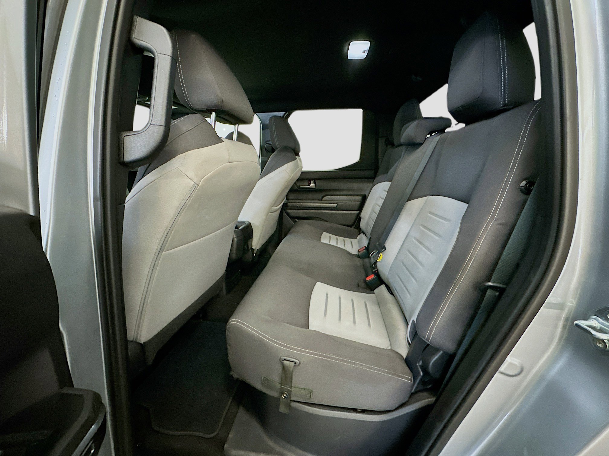 Used 2025 Toyota Tacoma TRD Off-Road image 29