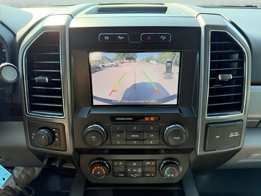 Used 2021 Ford F250 XLT w/ XLT Premium Package AWD/4WD image 36