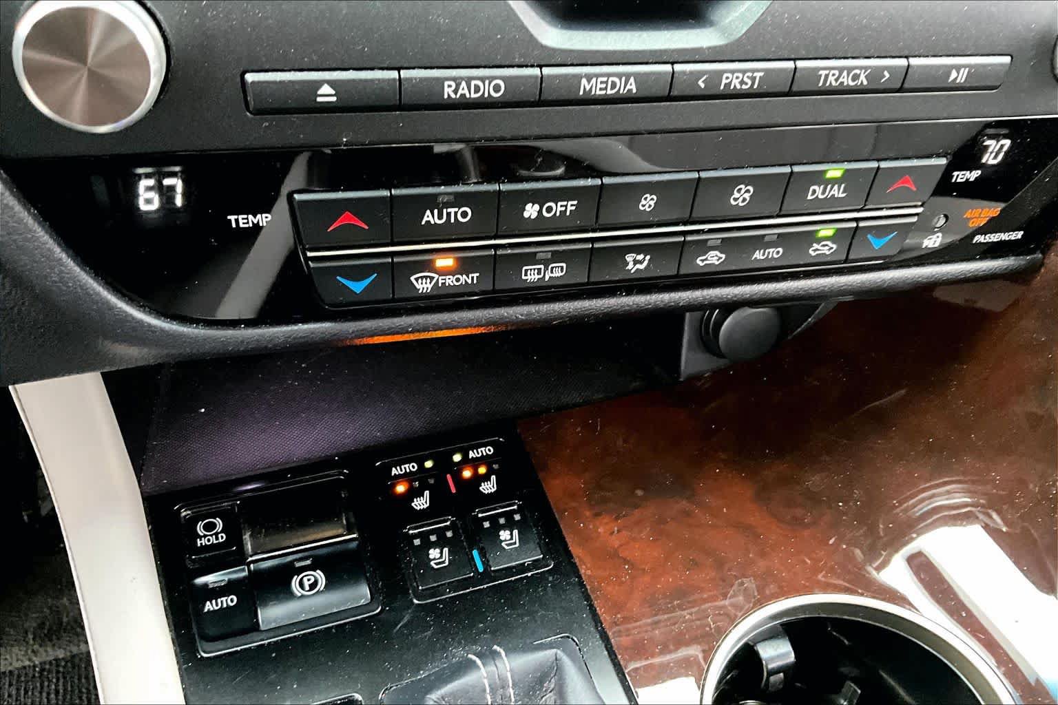 Used 2019 Lexus RX 350 AWD w/ Navigation Package image 36