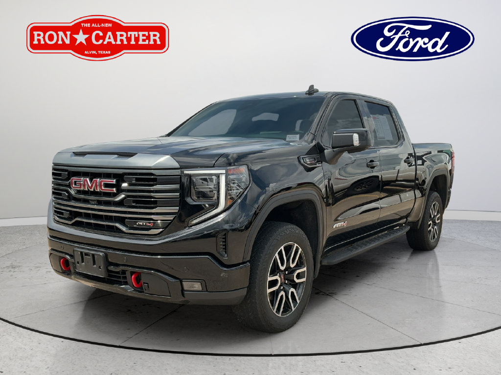 Used 2024 GMC Sierra 1500 AT4 w/ Technology Package AWD/4WD image 3