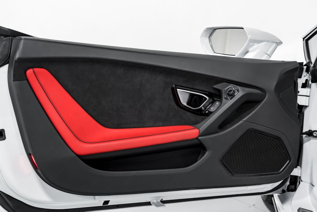 Used 2023 Lamborghini Huracan EVO RWD image 9