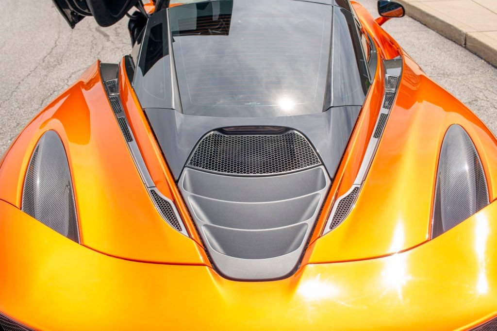 Used 2018 McLaren 720S Performance RWD image 59