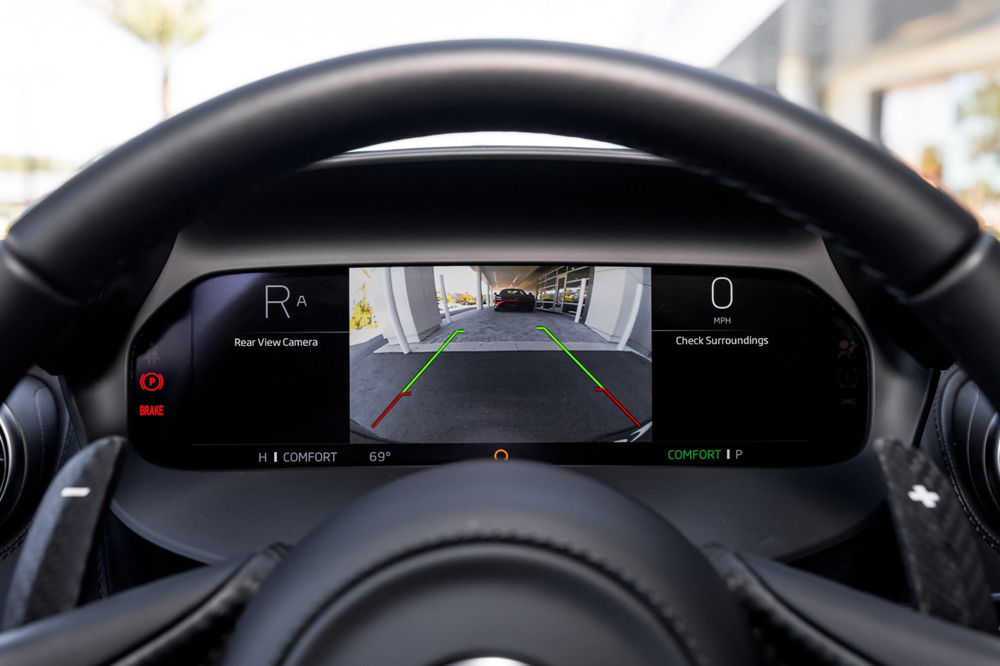 Used 2024 McLaren 750S RWD image 28