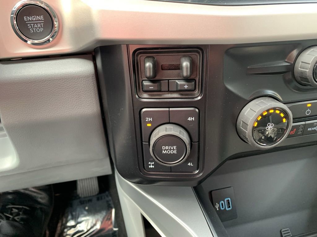 New 2026 Ford F250 XLT w/ XLT Premium Package image 27