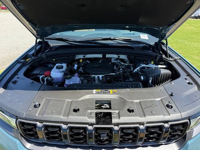 New 2026 Jeep Grand Cherokee L Summit AWD/4WD image 34