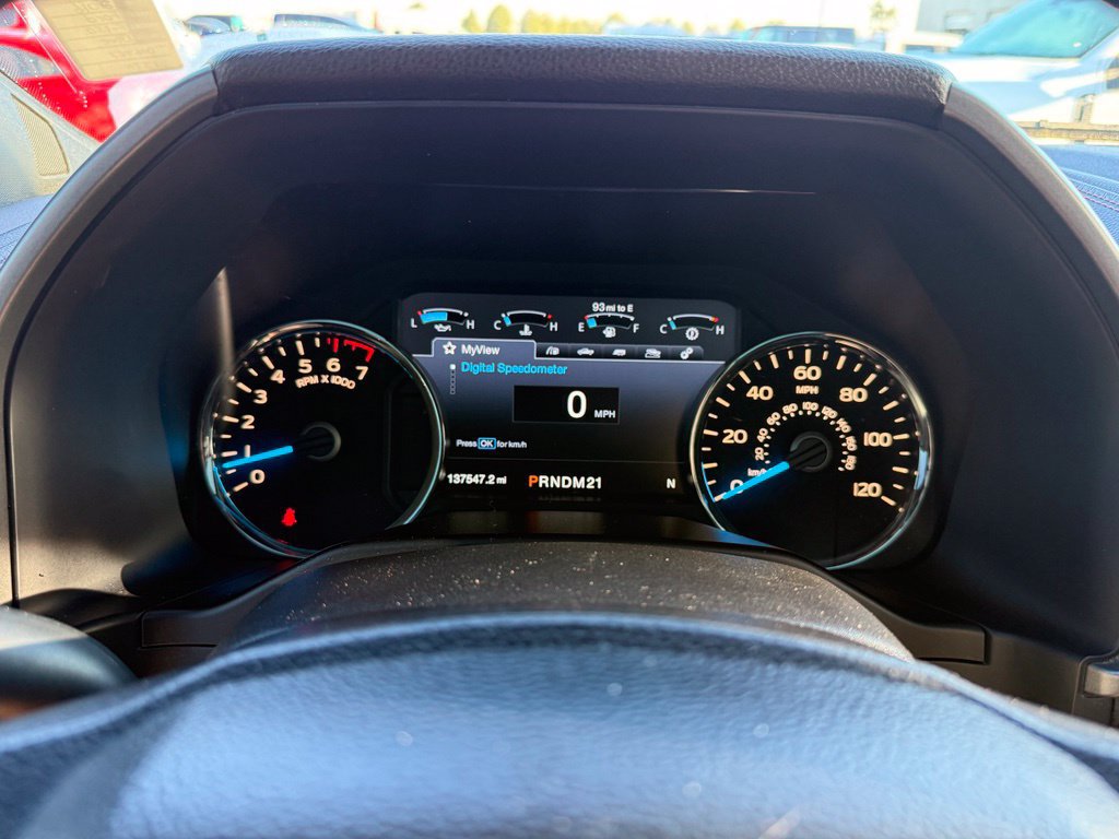 Used 2016 Ford F150 Platinum w/ Equipment Group 701A Luxury AWD/4WD image 19
