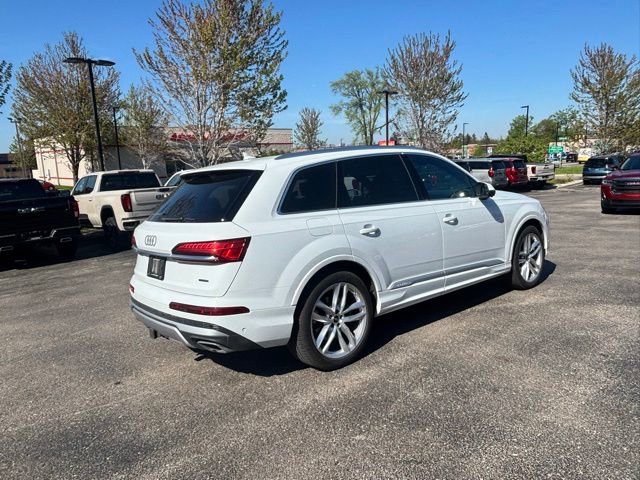 Used 2025 Audi Q7 3.0T Premium Plus AWD/4WD image 4