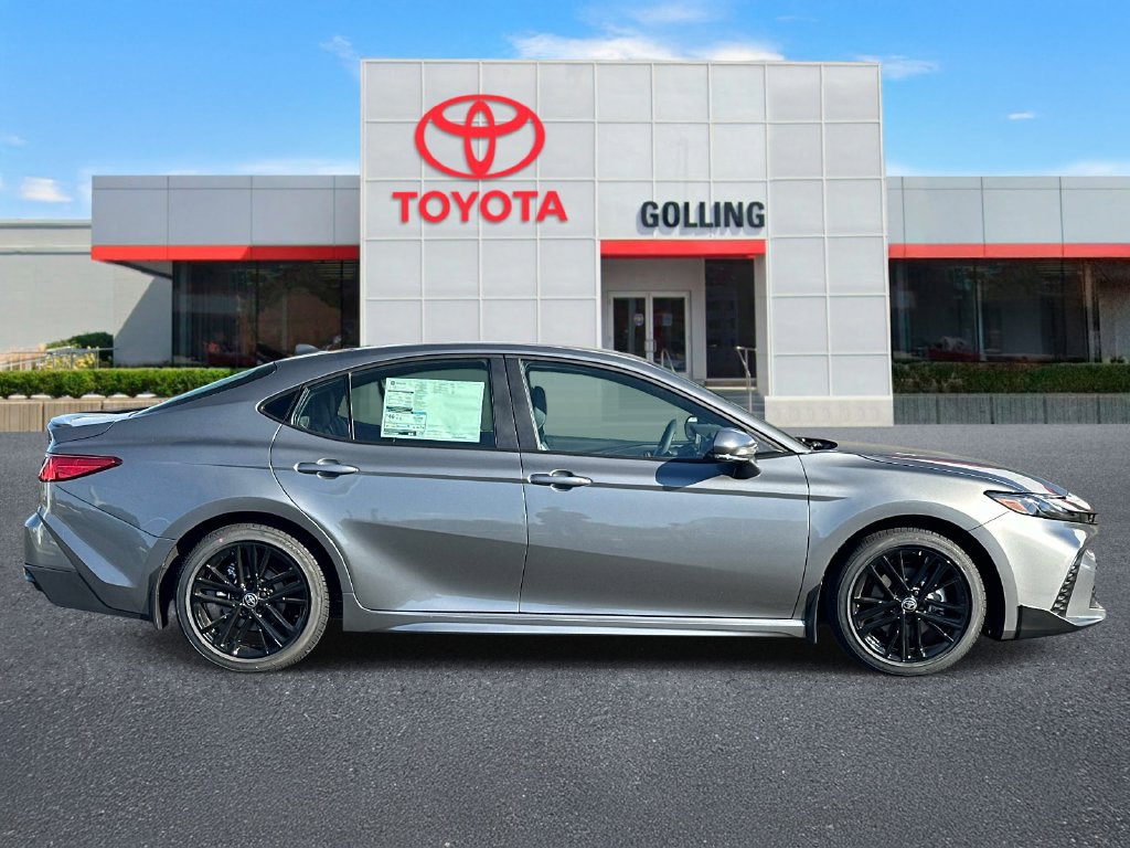 New 2026 Toyota Camry SE FWD image 2