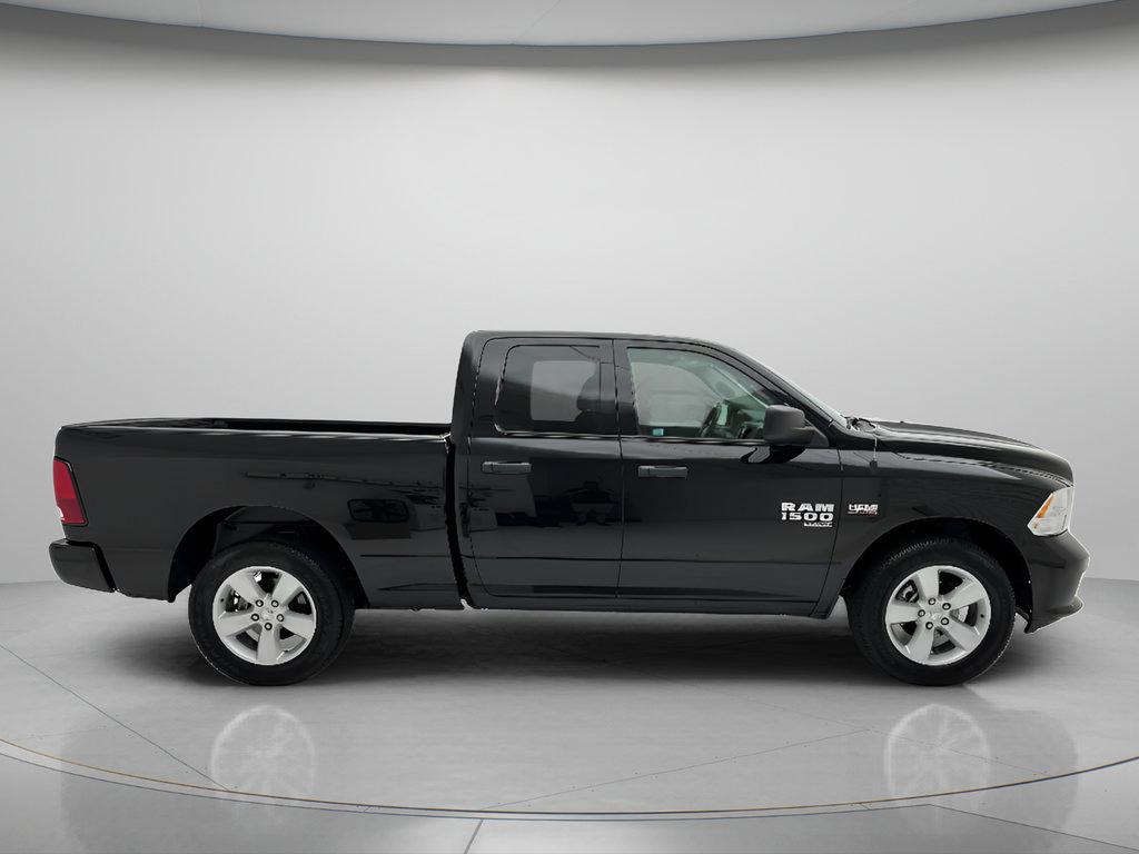 Used 2021 RAM 1500 Express AWD/4WD image 4