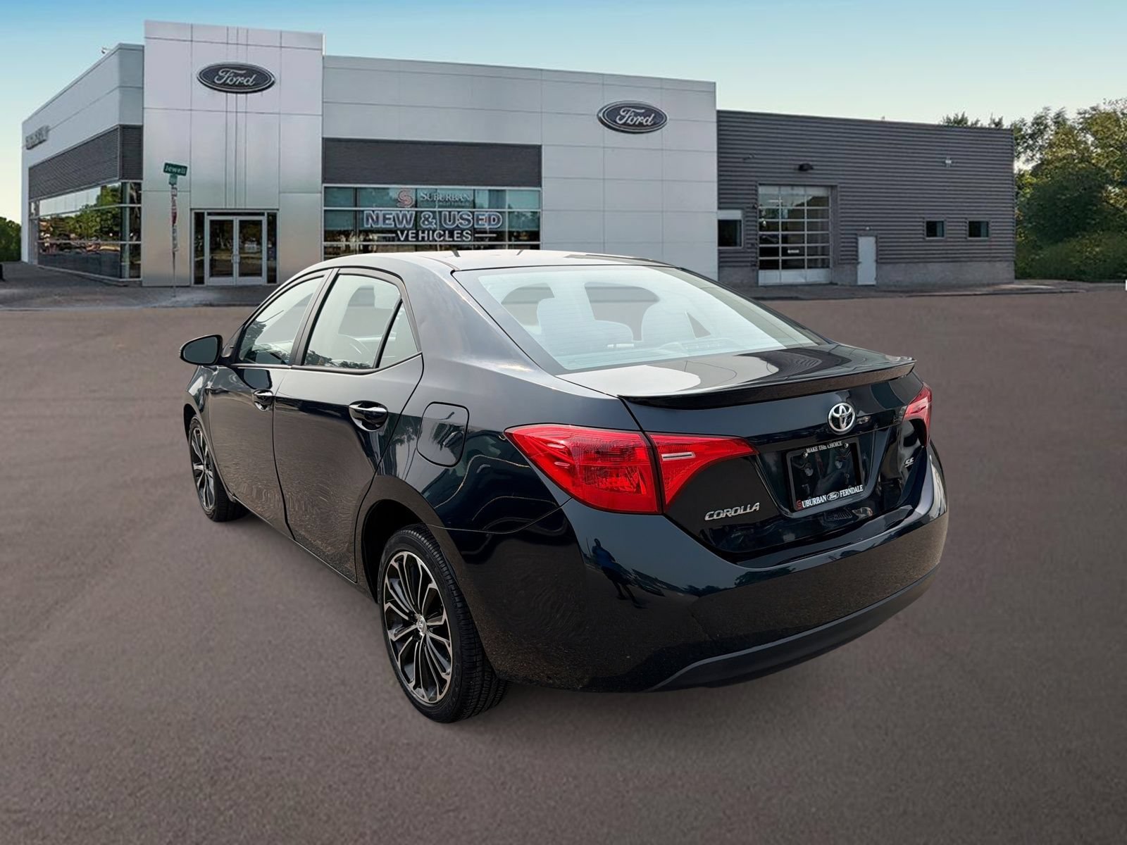 Used 2017 Toyota Corolla SE w/ Carpet Mat Package (TMS) FWD image 7