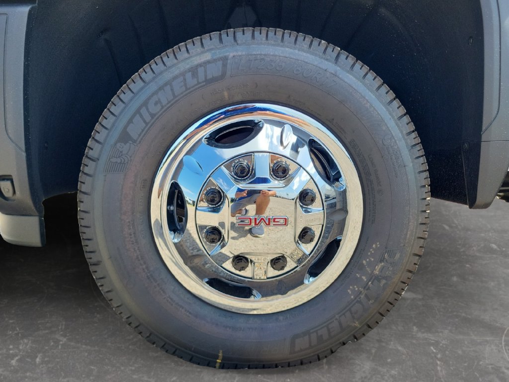 New 2026 GMC Sierra 3500 SLT w/ SLT Convenience Package AWD/4WD image 9