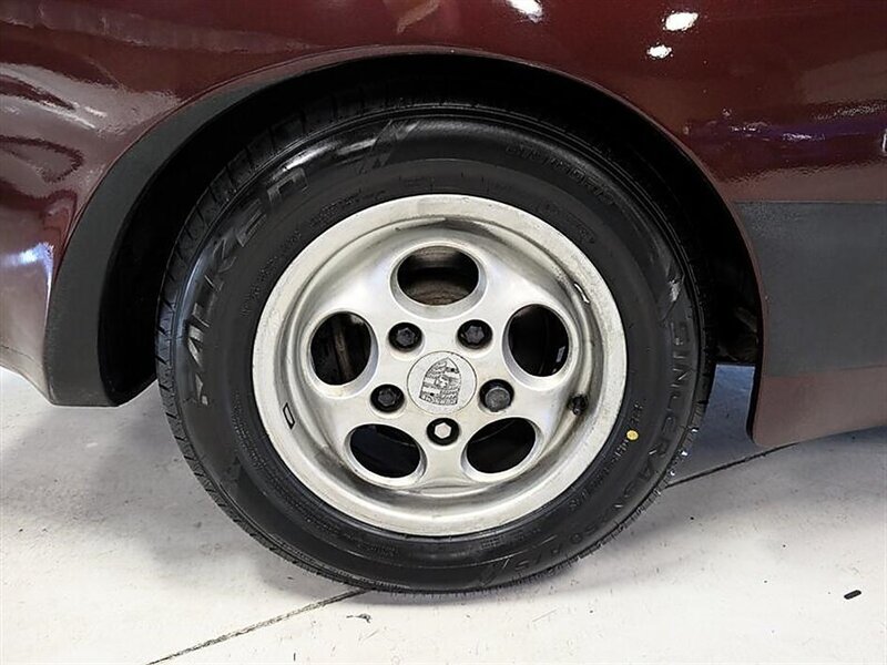 Used 1987 Porsche 944 Coupe RWD image 13