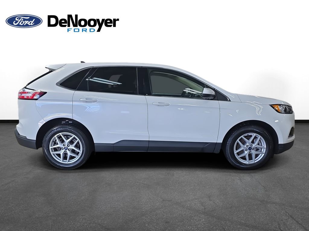 Used 2022 Ford Edge SEL image 5