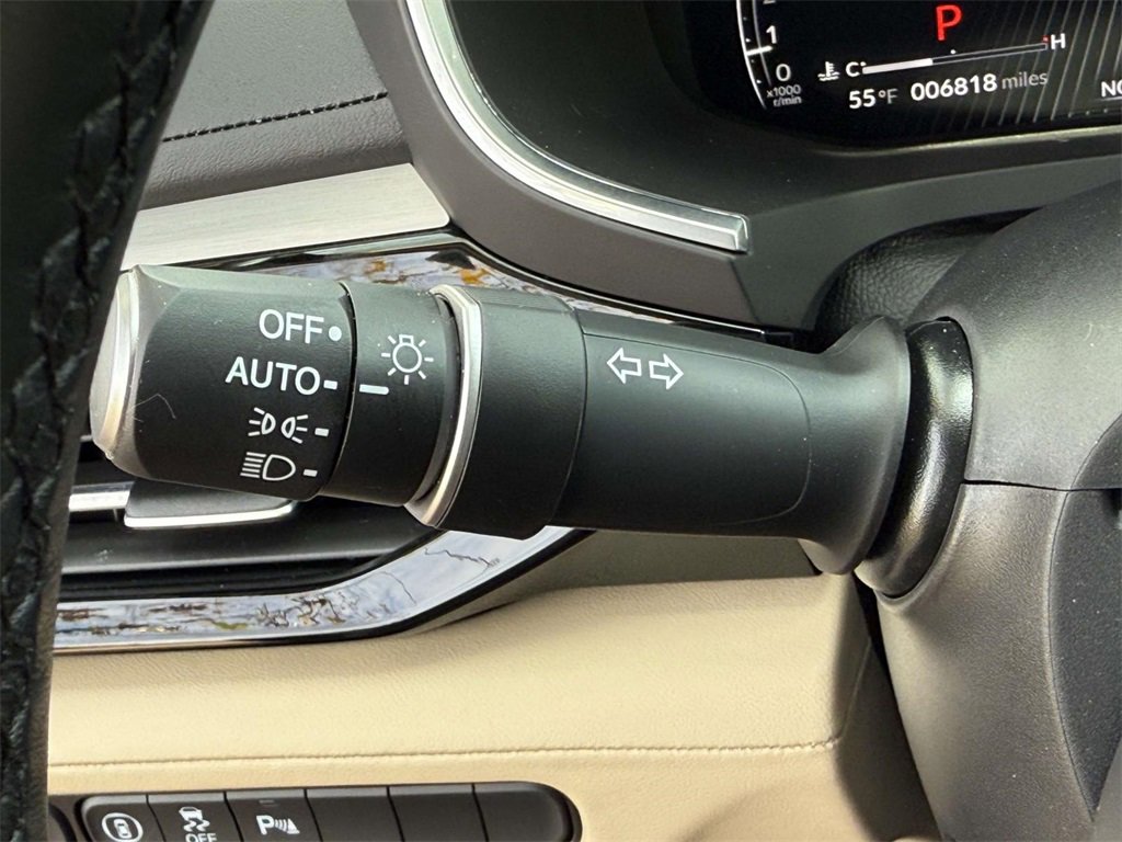 Certified 2025 Acura MDX w/ Technology Package image 26