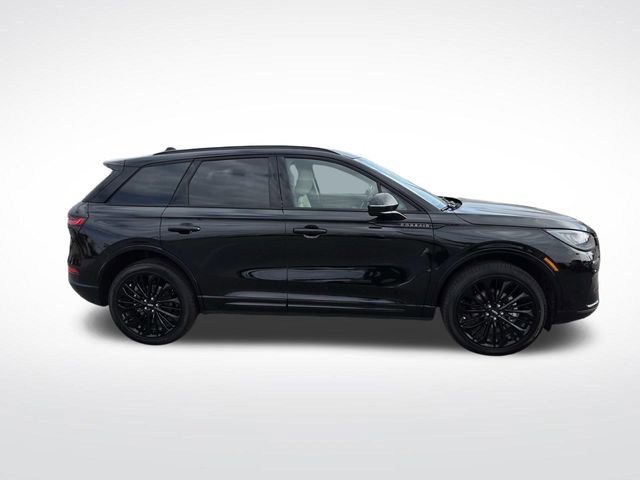New 2026 Lincoln Corsair Premiere image 2
