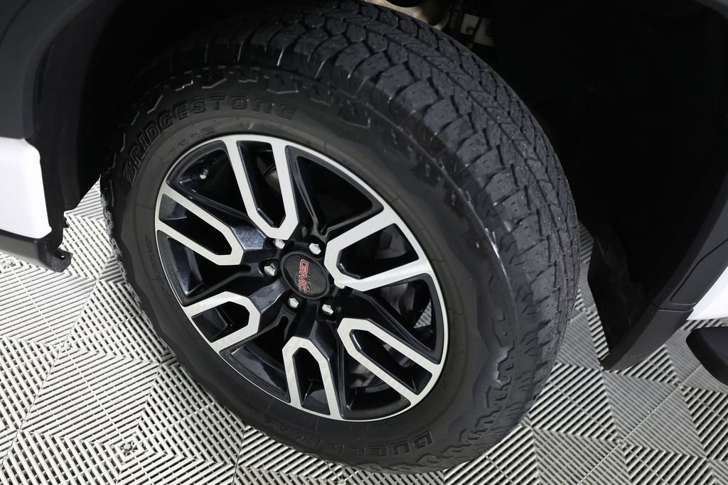 Used 2024 GMC Sierra 1500 AT4 w/ Technology Package image 47