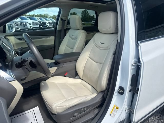 Certified 2019 Cadillac XT5 Luxury w/ Trailering Package AWD/4WD image 14