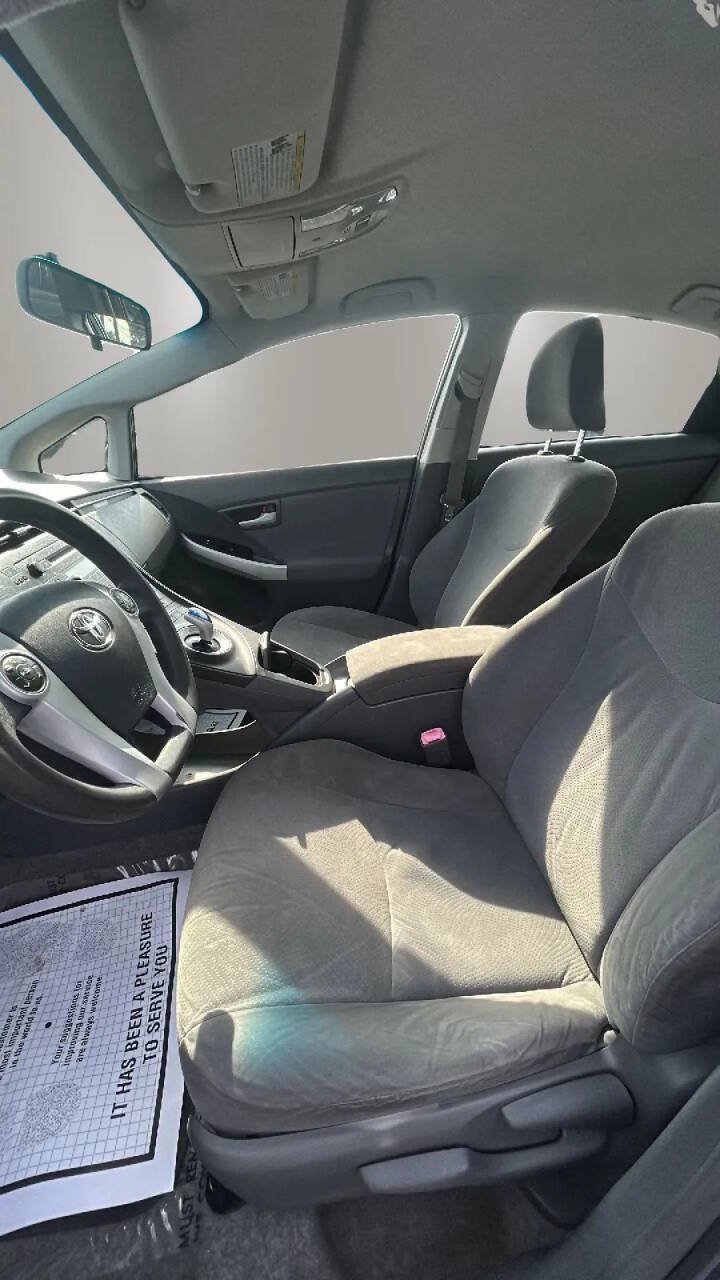 Used 2010 Toyota Prius Five FWD image 9