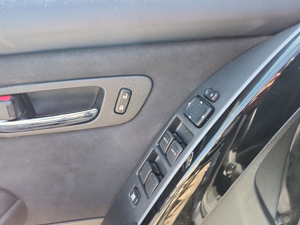 Used 2014 MAZDA CX-9 Touring w/ Touring Technology Package FWD image 18