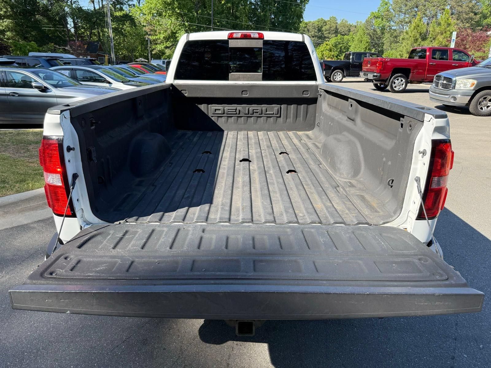 Used 2019 GMC Sierra 3500 Denali w/ Duramax Plus Package AWD/4WD image 15