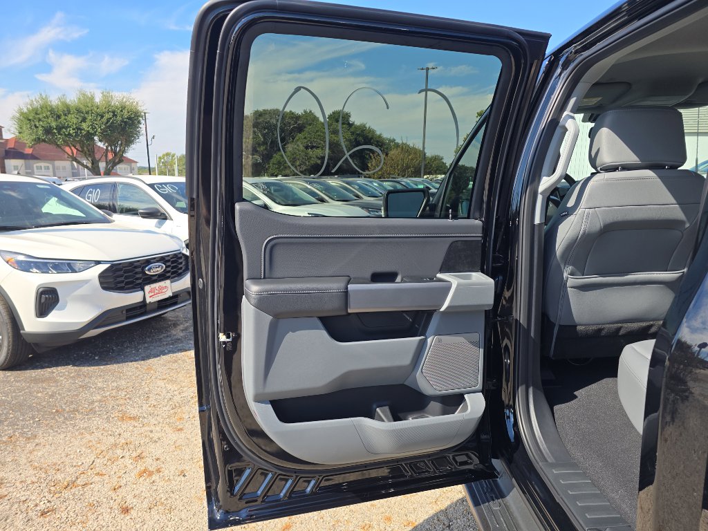 New 2025 Ford F150 Lightning Flash image 17