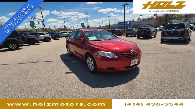 Used 2008 Toyota Camry LE FWD image 2