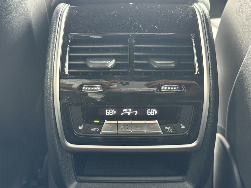New 2026 BMW X7 xDrive40i w/ M Sport Package image 29