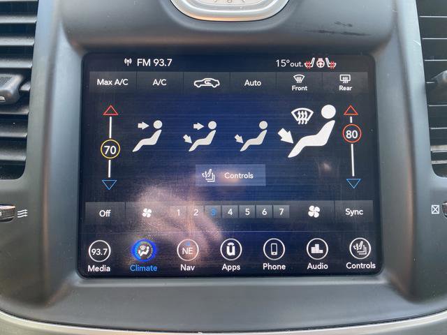 Used 2018 Chrysler 300 Limited w/ Safetytec Plus Group image 21