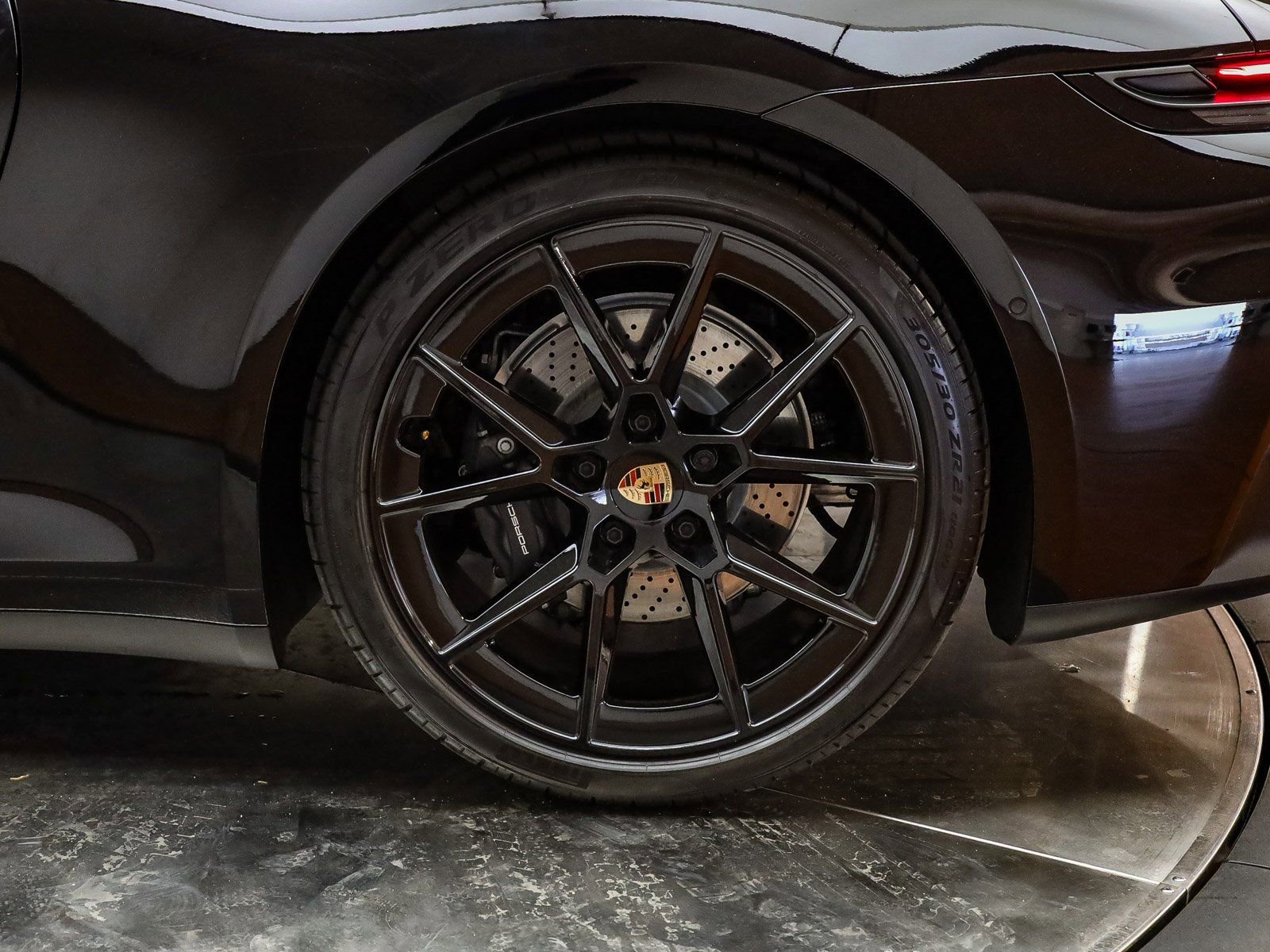 Used 2026 Porsche 911 Carrera image 9