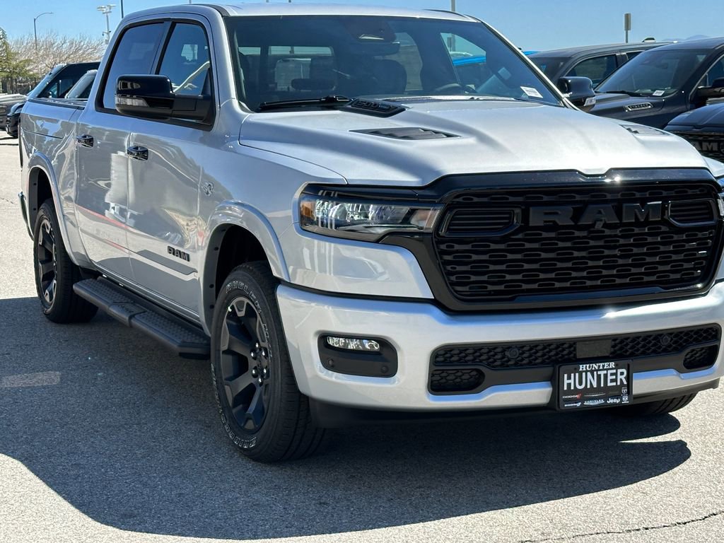 New 2026 RAM 1500 4x4 Crew Cab image 11