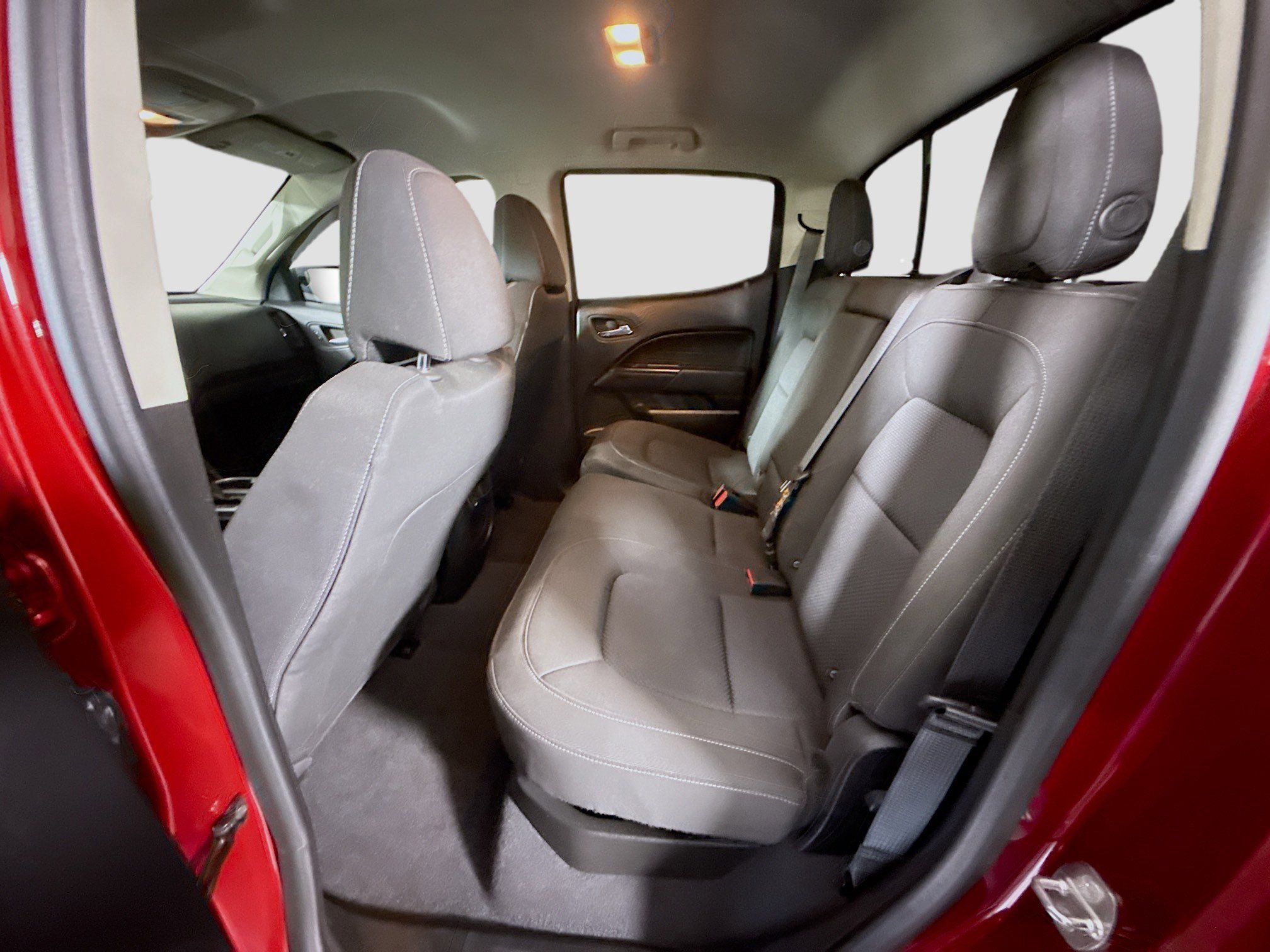 Used 2020 Chevrolet Colorado LT w/ LT Convenience Package RWD image 24